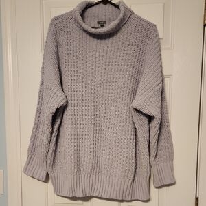 Aerie Medium Chunky Knit Sweater Lavender Color